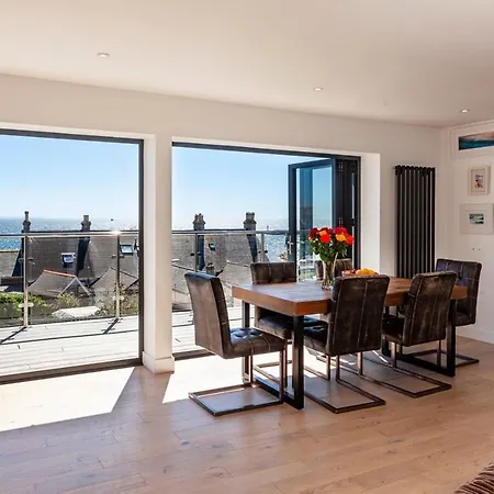 Сasa de vacaciones The Penthouse Penzance